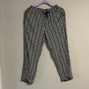 Anthropologie HEI HEI Chic Black and White Patterned Women's Joggers SIZE XS